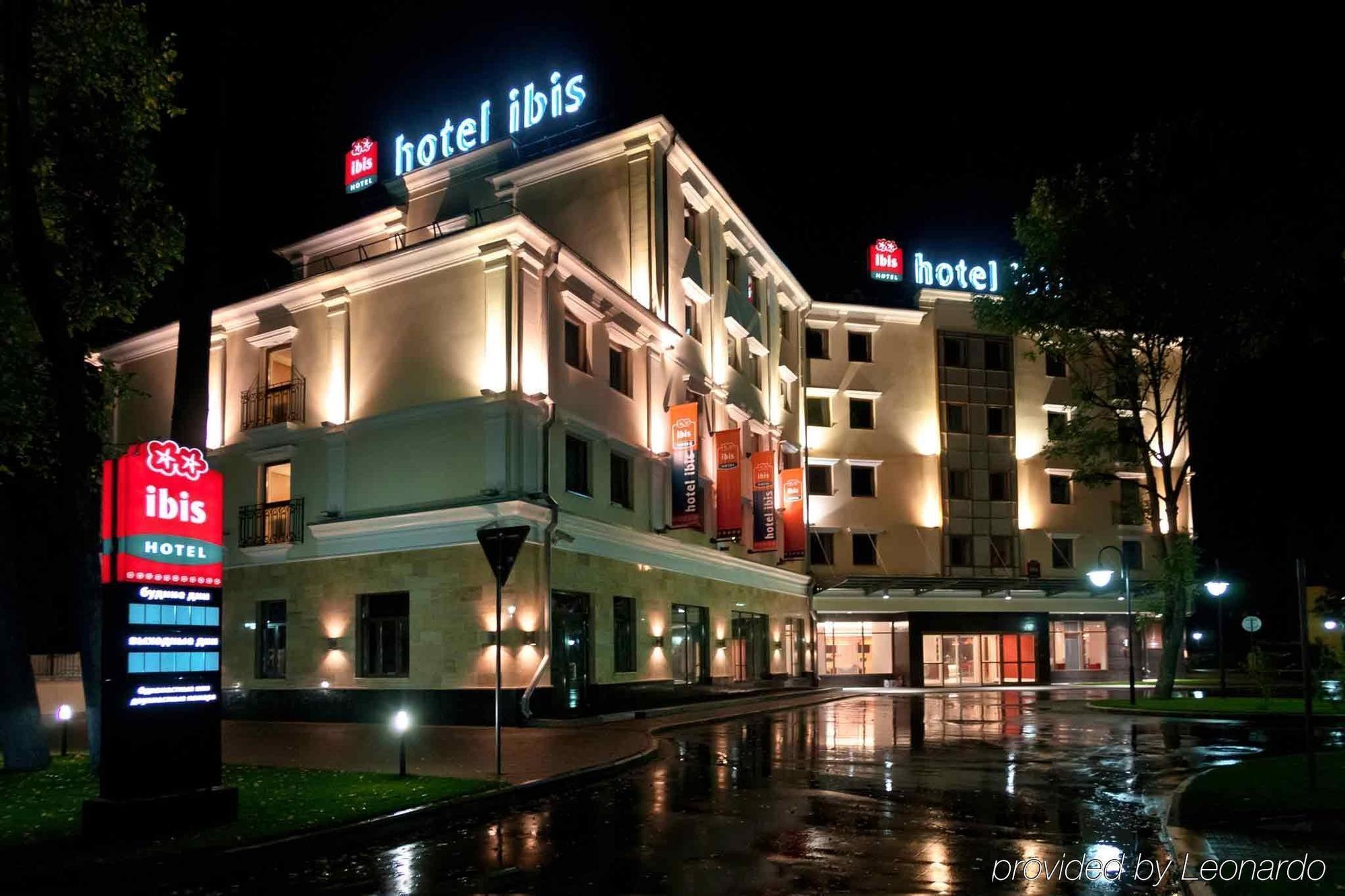 Ibis Yaroslavl Center Hotel Exterior foto